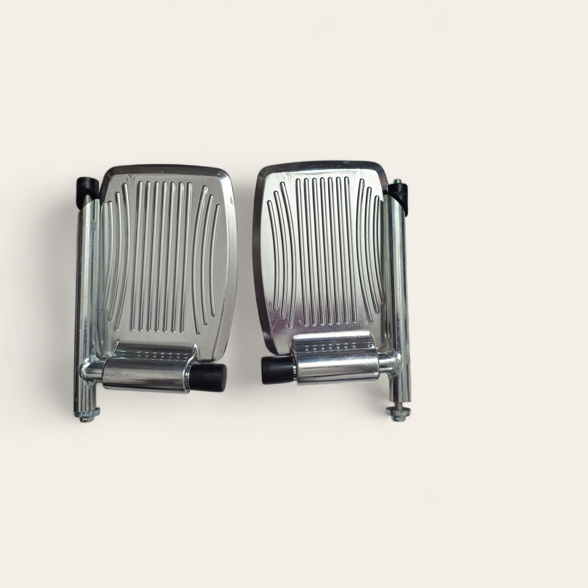 CureClouds Footrest Set For Wheelchair | Aluminium Built